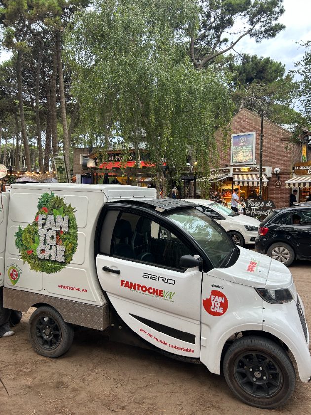 Utilitario eléctrico Sero de Fantoche en Cariló